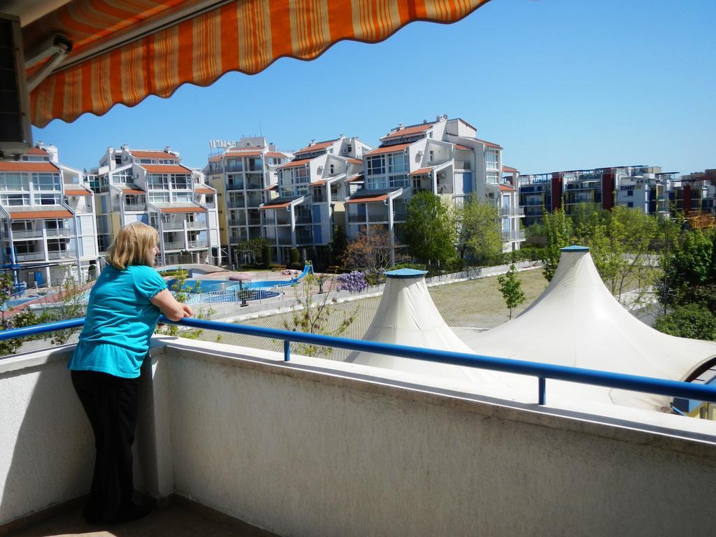 Apartment In Elit 3 Apartcomplex Солнечный берег Экстерьер фото